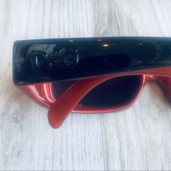Authentic Dolce & Gabbana Sunglasses. - Picture 6 of 7